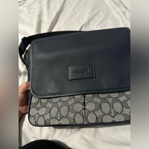 Sprint Map Bag 25 In Signature Jacquard